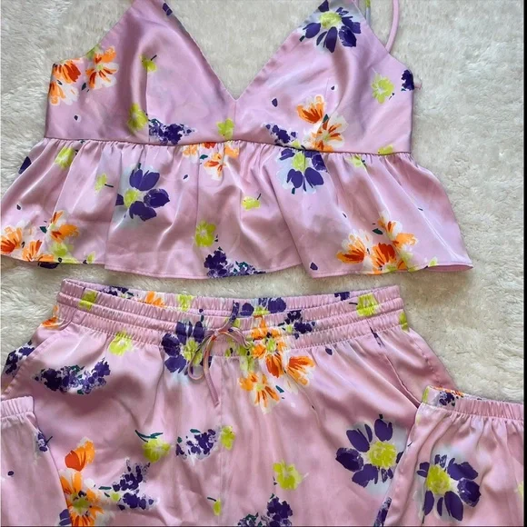 Savage X Fenty night blooms floral pink satin tie bow cami jogger pajama set - Picture 3 of 6